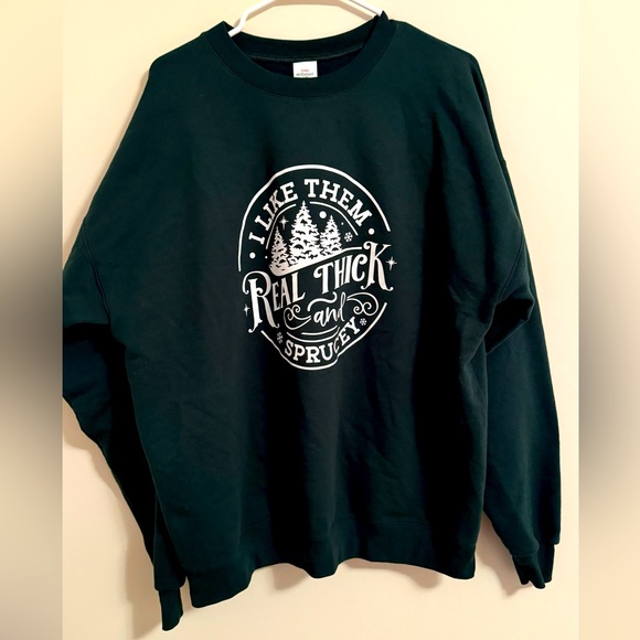 Christmas Green Sweatshirt - Picture 1 of 3